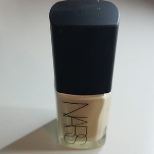 NARS SHEER GLOW